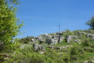 Bir Demir Haç bir dağ iz