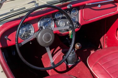 Porto Santo Stefano, İtalya - 23 Haziran 2012: Mari Vintage araba nedeniyle 