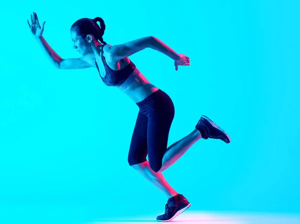 Vrouw runner uitgevoerd geïsoleerd — Stockfoto