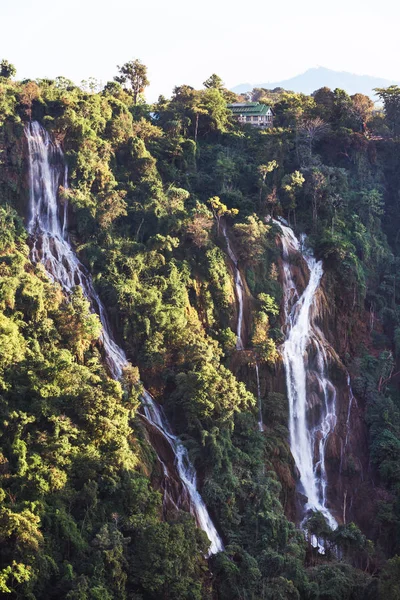 Dat Taw Gyaint Cascata Anisakan Myanmar — Foto Stock