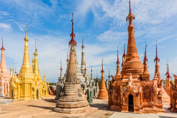 Shwe Inn Dein Pagoda Inle Lake Shan state Myanmar — Stock Photo, Image