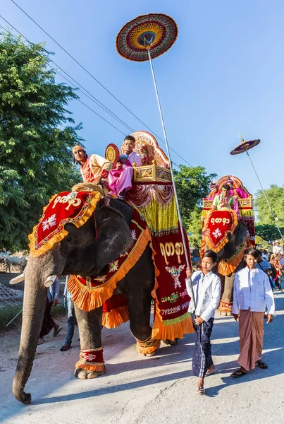 Donatie festival in Sagaing Myanmar — Stockfoto