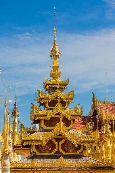 Shwe inn deine Pagode inle lake shan state myanmar — Stockfoto