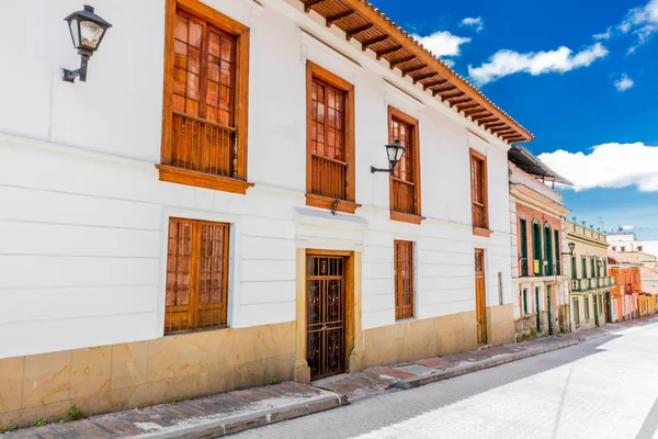 La Candelaria coloridas ruas Bogotá Colômbia — Fotografia de Stock