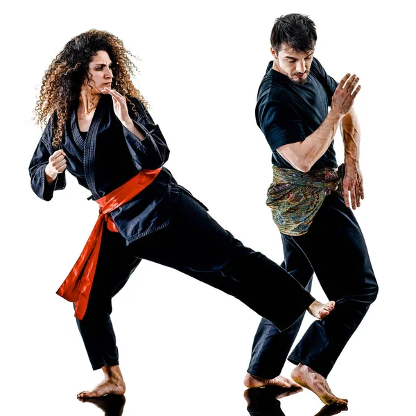 Femme Kung Fu Pencak Silat isolé — Photo