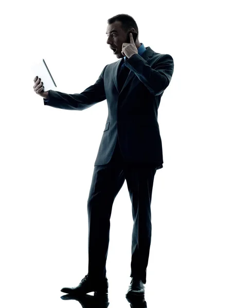 Biznes człowiek cyfrowy tabletka telefon na białym tle — Zdjęcie stockowe