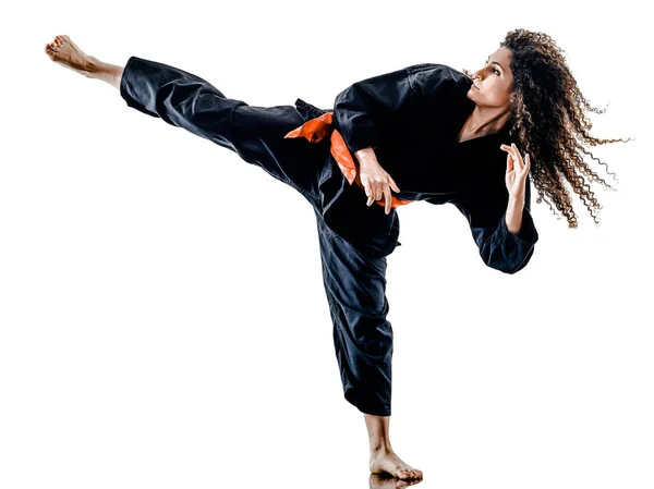 Mujer Kung Fu Pencak Silat aislada — Foto de Stock