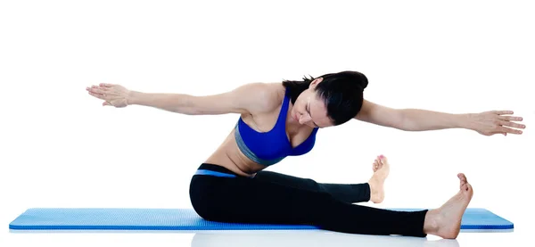 Frau Fitness Pilates Übungen isoliert — Stockfoto