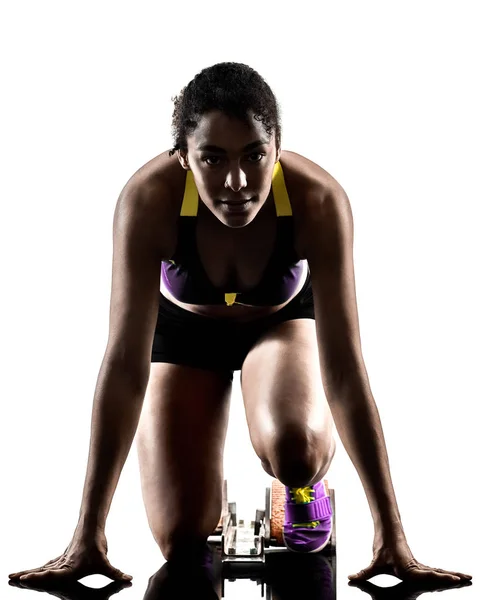 Afrika runner sprinter koşu kadın çalışan beyaz b izole — Stok fotoğraf