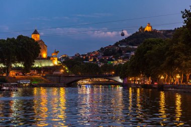 Tiflis Kuri nehir kenti Gürcistan 'ın dönüm noktası