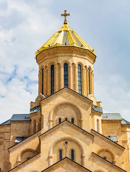 Heilige Drie-eenheid Kathedraal kerk Tbilisi Georgië Europa oriëntatiepunt — Stockfoto