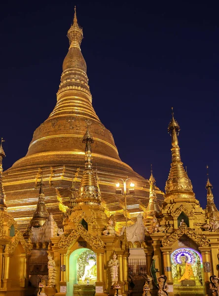 Shwedagon Pagoda in Myanmar Yangon — Stockfoto