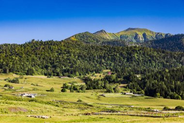 Dabadzveli manzara Borjomi Samtskhe Javakheti Gürcistan 'ın simgesi