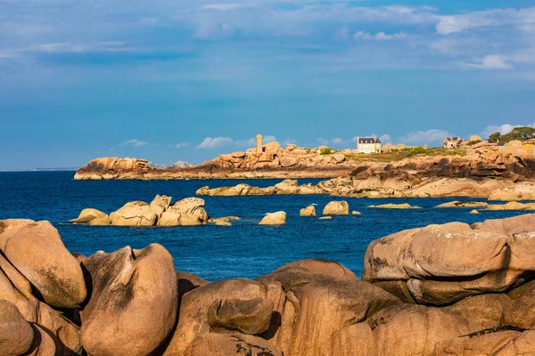 Tregastel sentier des douaniers Costa de granito rosa — Foto de Stock