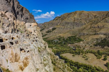 Mağara manastırı Vardzia Samtskhe Javakheti Gürcistan 'ın tarihi simgesi