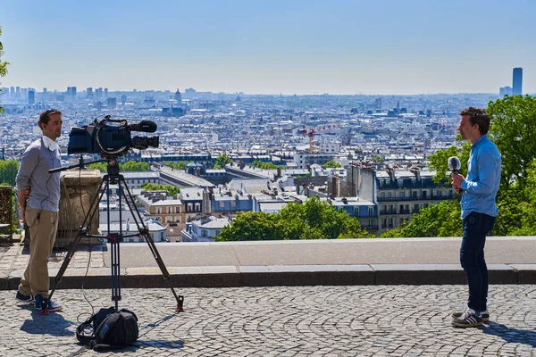 Journalister Paris Frankrike låsa coronavirus covid-19 karantän — Stockfoto