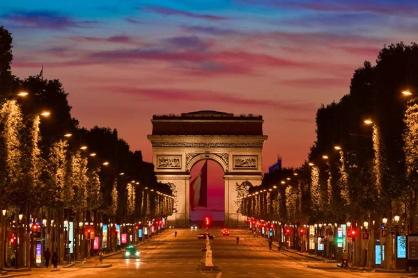 Champs Elysees Paris Franciaország lezárja a Coronavirus covid-19 karantént — Stock Fotó