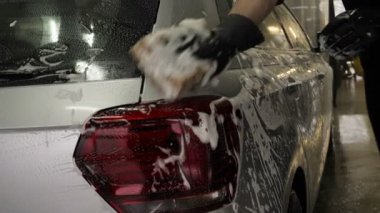 Çamaşır makineleri, su, şampuan, Sünger.