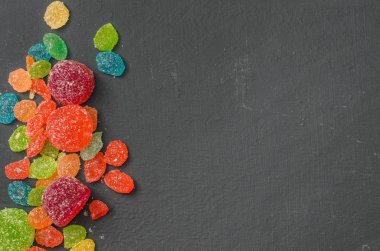 parlak renkli şeker