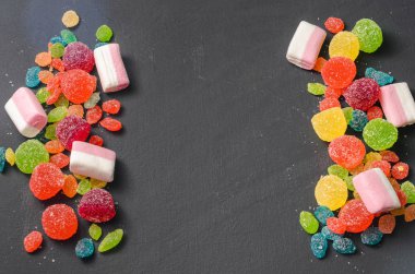 parlak renkli şeker