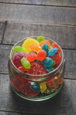 parlak renkli şeker