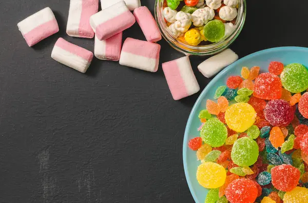 parlak renkli şeker