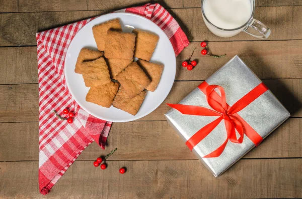 Biscoitos Leite Presentes Guardanapo Vermelho Decoração Natal — Fotografia de Stock