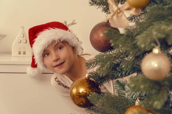 Christmastree ornamate child — Stock Photo, Image