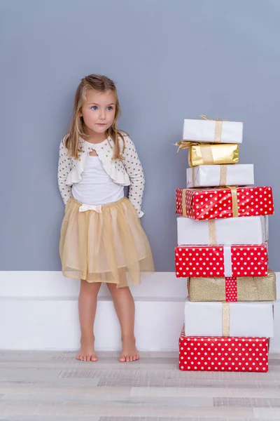 A mountain of gifts — Stock Photo, Image