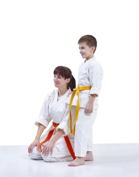 Son athlete standing next to his mother the athlete — Stock Photo, Image