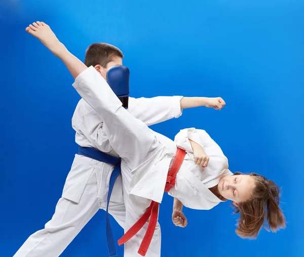 Boy Girl Trained Punch Arm Kick Leg — Stock Photo, Image