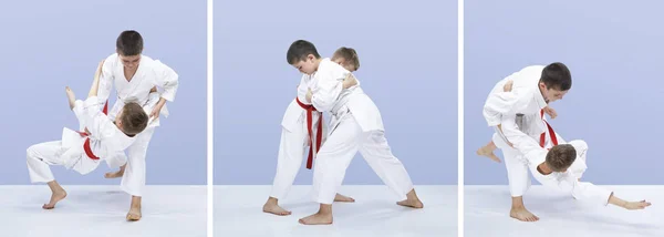 Yakalama Judo Atmak Sporcular Judogi Kolaj Yapmak — Stok fotoğraf