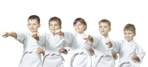 五个小个子运动员正在打拳 — 图库照片