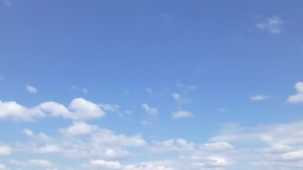 Nubes Movimiento Rápido Timelapse Cielo Azul — Vídeo de stock