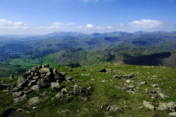 Stone Zirvesi cairn — Stok fotoğraf