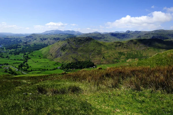 Luz solar no Helm Crag — Fotografia de Stock