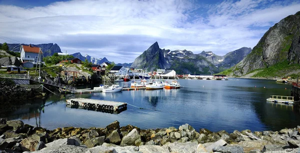 Hafen auf den Lofoten — Stockfoto