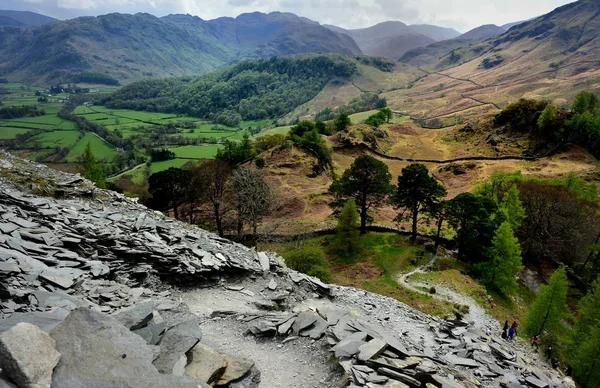 Kayrak Kalesi kaya yolda
