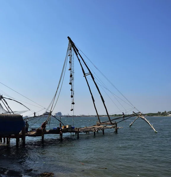 Çinli balık ağlarına — Stok fotoğraf