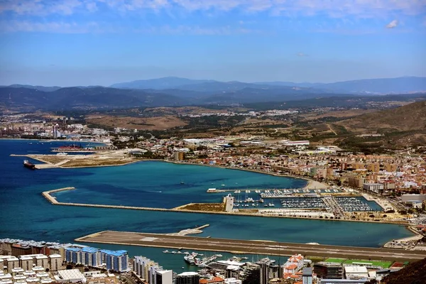 Gibraltar runway and Spain — Stock Photo, Image