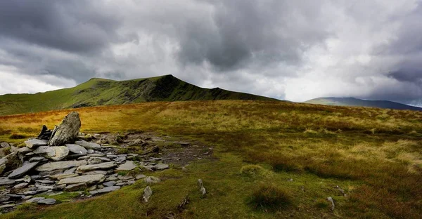 Leisteen cairn op Bowscale viel — Gratis stockfoto