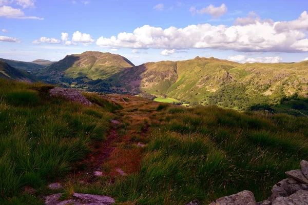 La luz del sol sobre el Angletarn Pikes —  Fotos de Stock