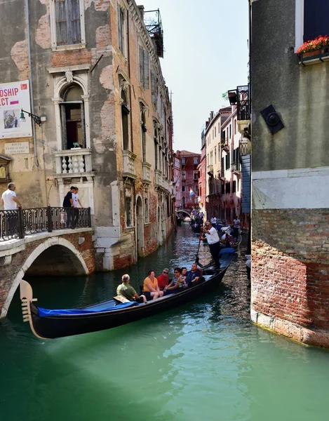 Góndolas icónicas de Venecia —  Fotos de Stock
