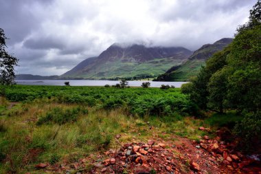 Whiteside üzerinde fırtına bulutlar