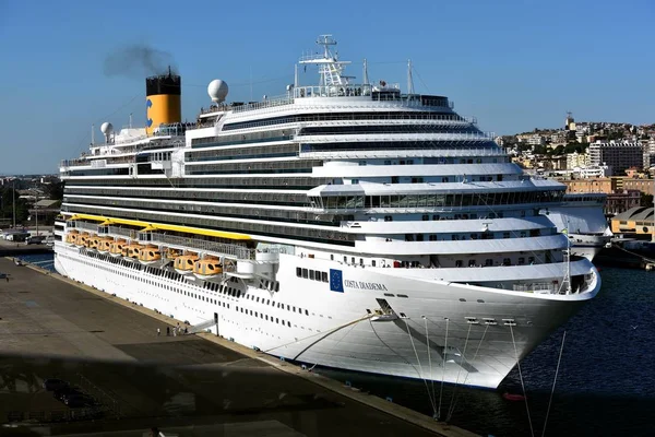 Costa Diadema alongside in Corfu — Stock Photo, Image