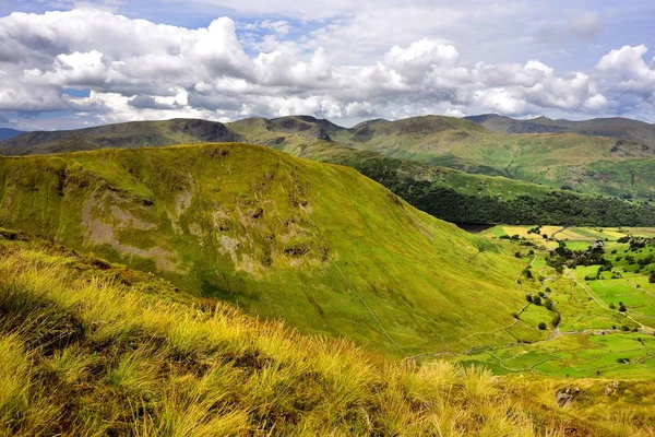 Hartsop dodd hoch über hartsop — Stockfoto