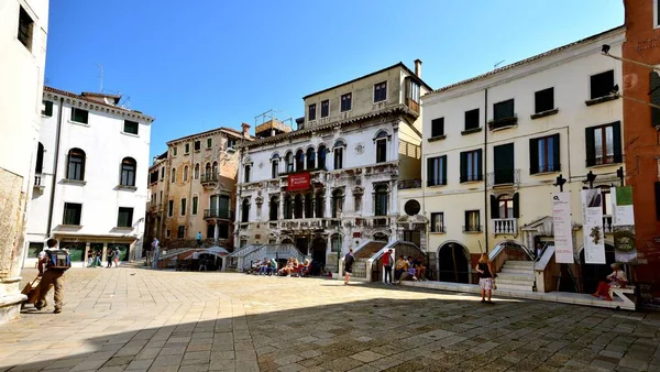 Toursit Texturant Les Rues Architecture Venise Italie Septembre 2017 — Photo