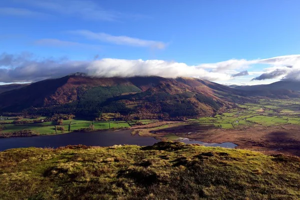 Bassenthwaite 湖上空的阳光 — 图库照片