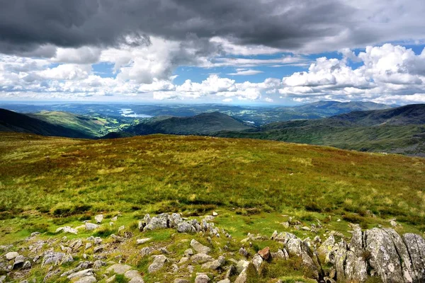 Windermere vom Dornthwaite-Felsen — Stockfoto