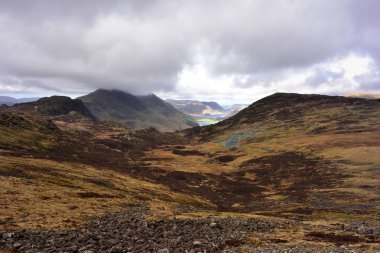 Güneş Buttermere ve düşük düştü